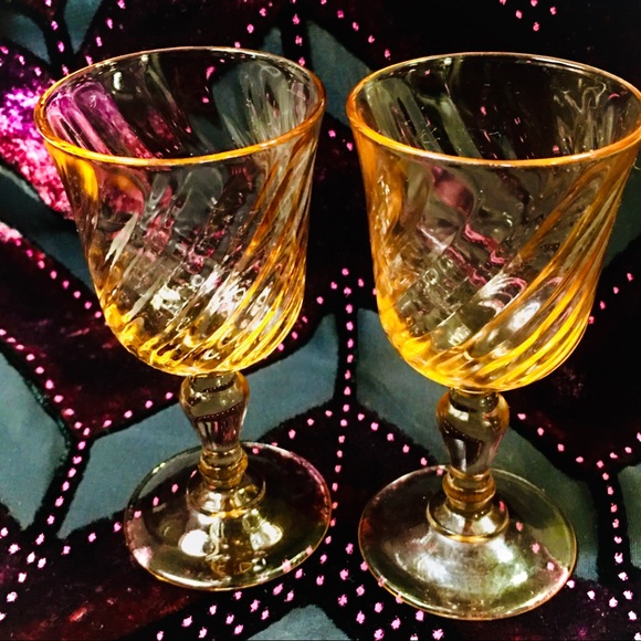 Luminarc Arcoroc Other - SOLD!⛔️VINTAGE 2 PINK SWIRL ROSALINE LIQUEUR GLASSES 🇫🇷